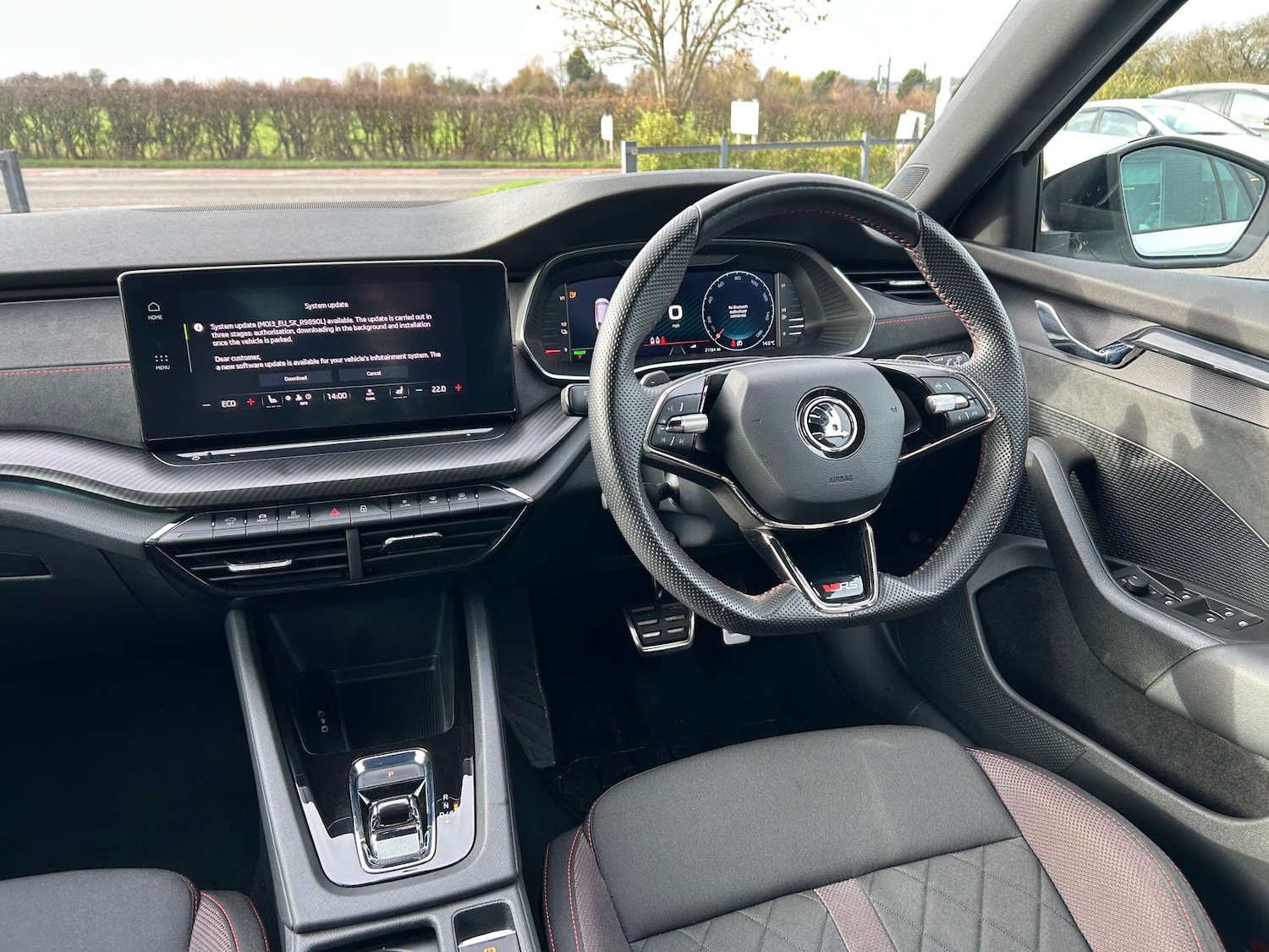 Used Skoda Octavia 2024 for sale - 76486556: Photo 2