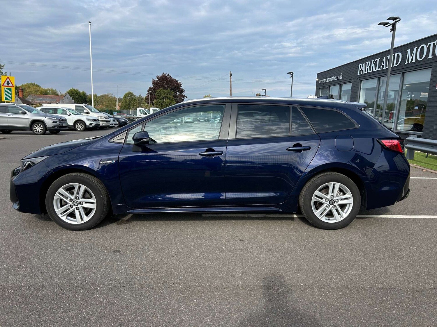 Used Suzuki Swace 2023 for sale - 75979463: Photo 5