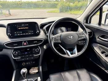 Used Hyundai Santa Fe 2019 for sale - 78844457: Photo