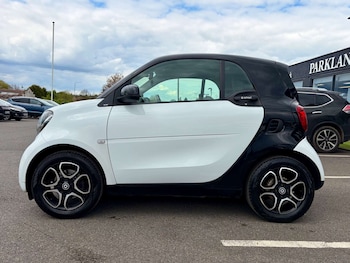 Used smart fortwo 2017 for sale - 78315910: Photo