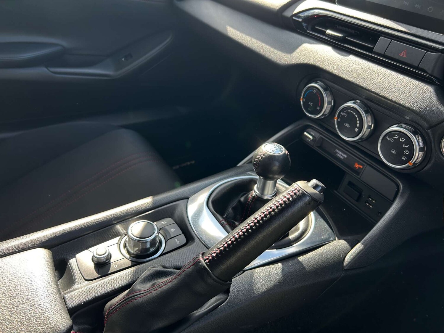 Used Mazda MX-5 2018 for sale - 75966392: Photo 26