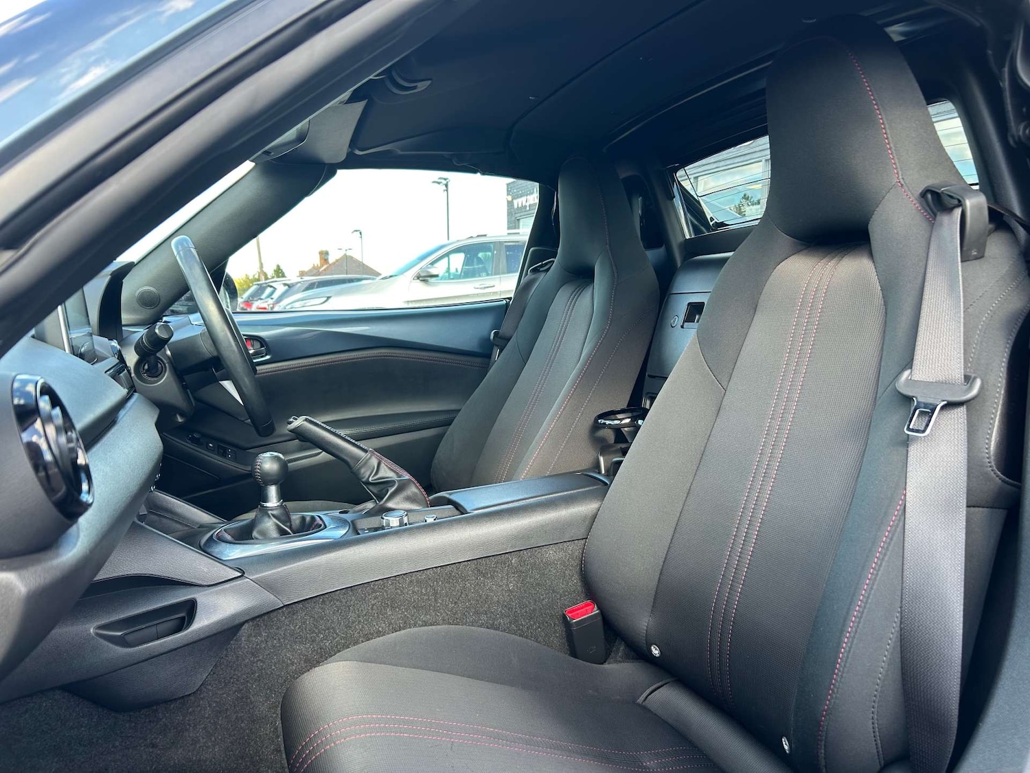 Used Mazda MX-5 2018 for sale - 75966392: Photo 36