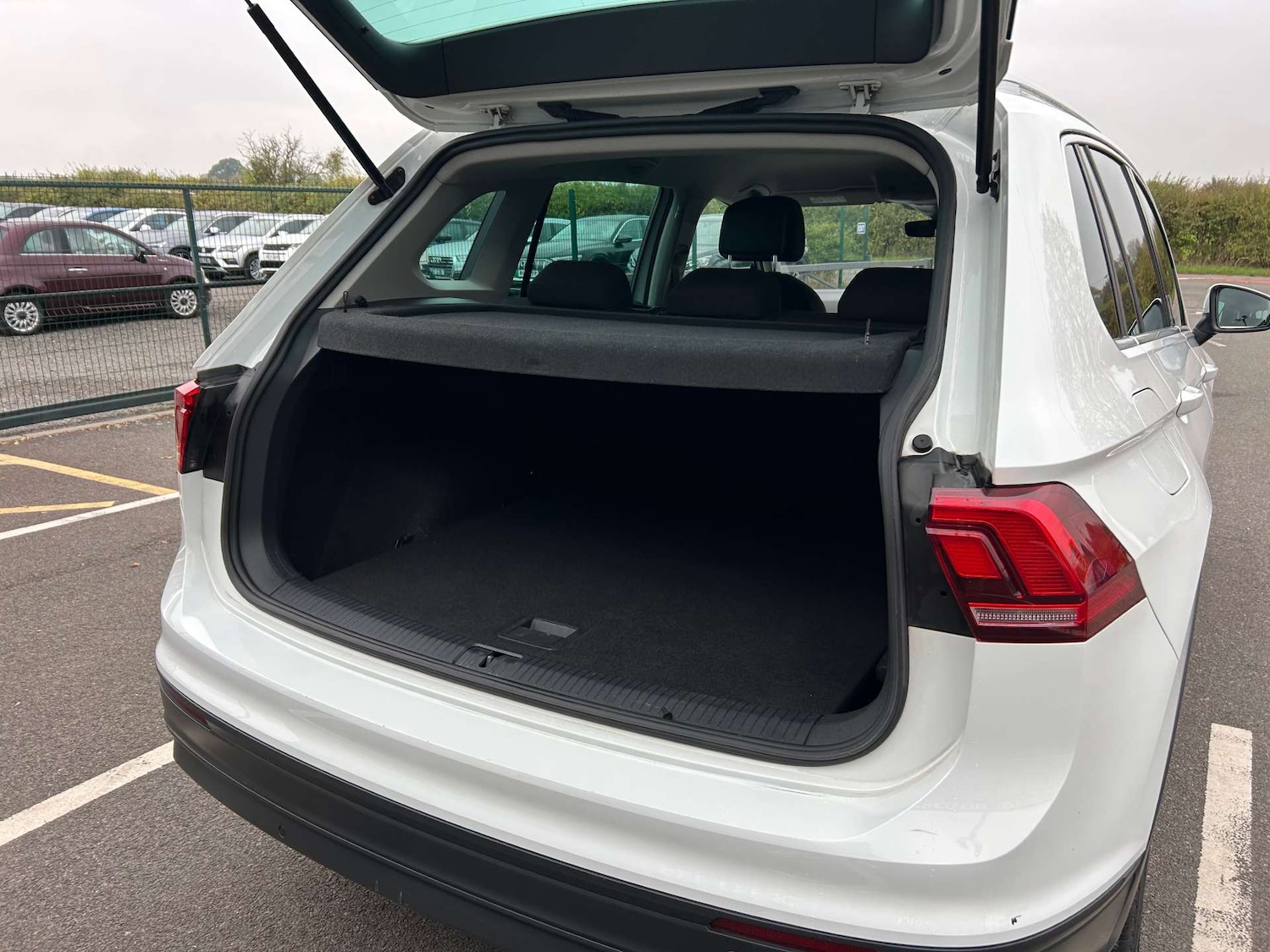 Used Volkswagen Tiguan 2016 for sale - 76020191: Photo 30