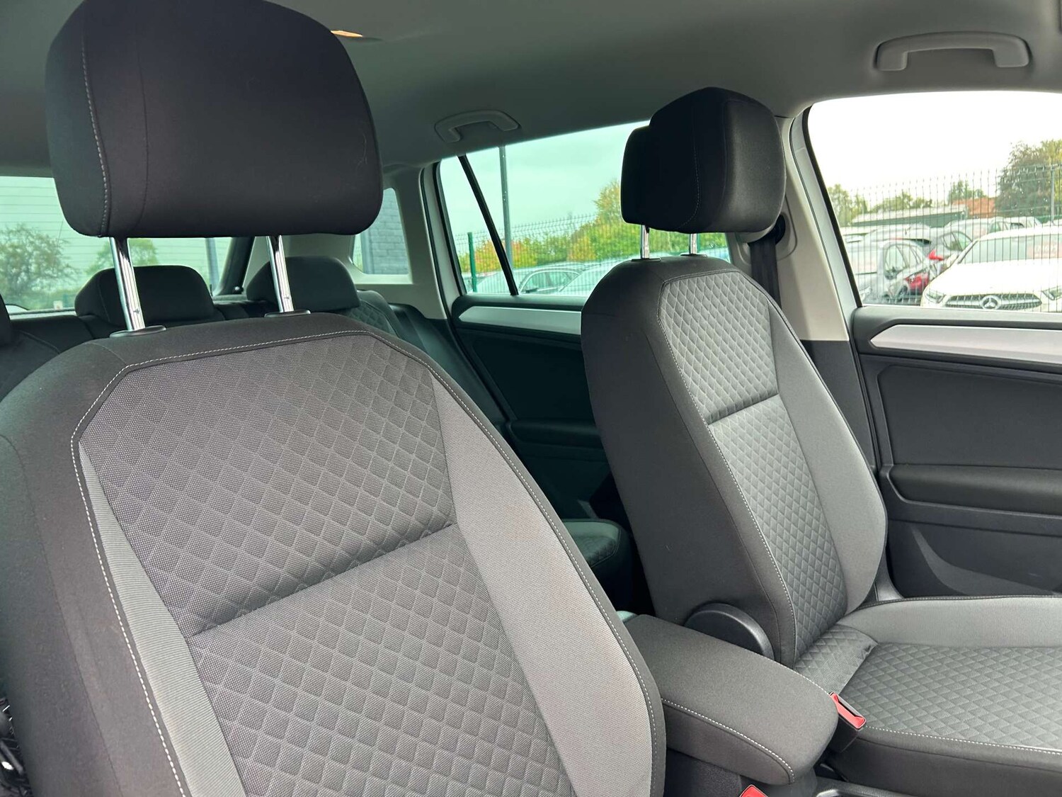 Used Volkswagen Tiguan 2016 for sale - 76020191: Photo 39