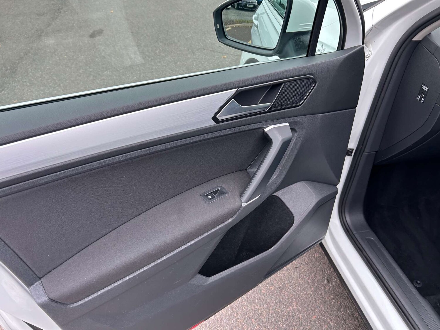 Used Volkswagen Tiguan 2016 for sale - 76020191: Photo 54