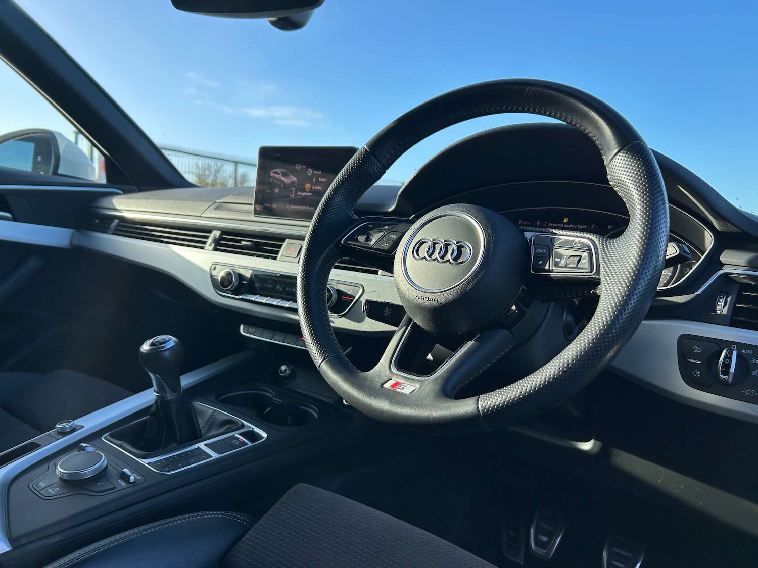 Used Audi A4 2017 for sale - 76949874: Photo 24