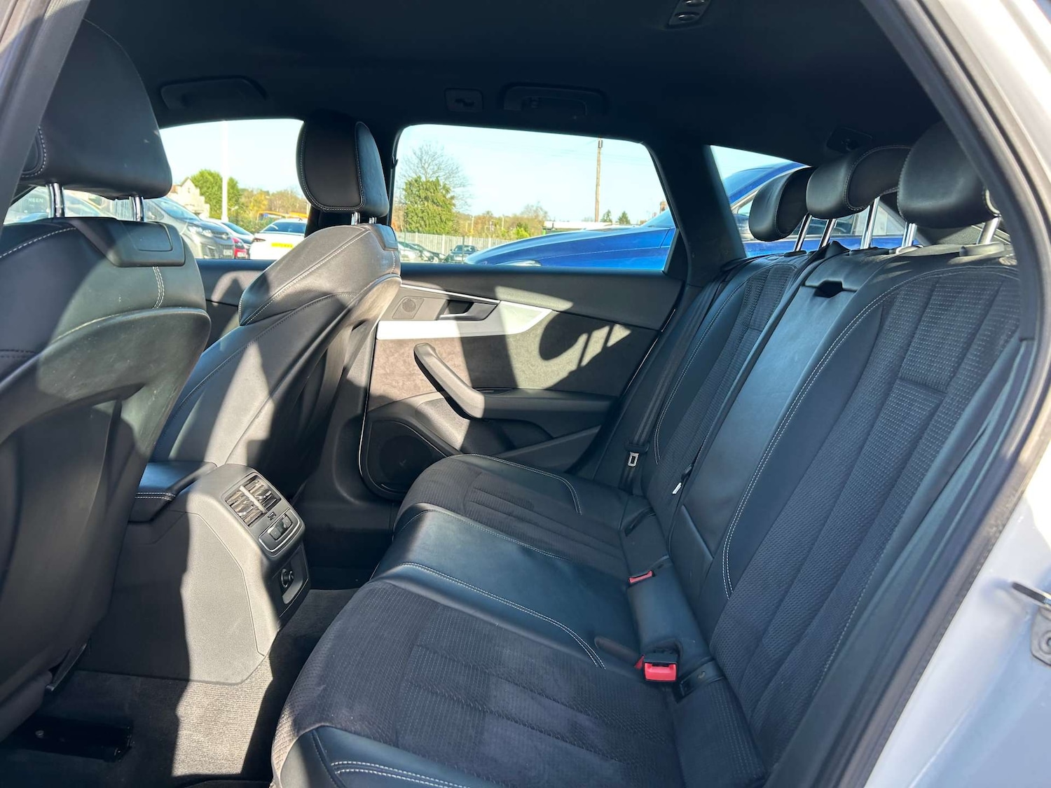 Used Audi A4 2017 for sale - 76949874: Photo 47