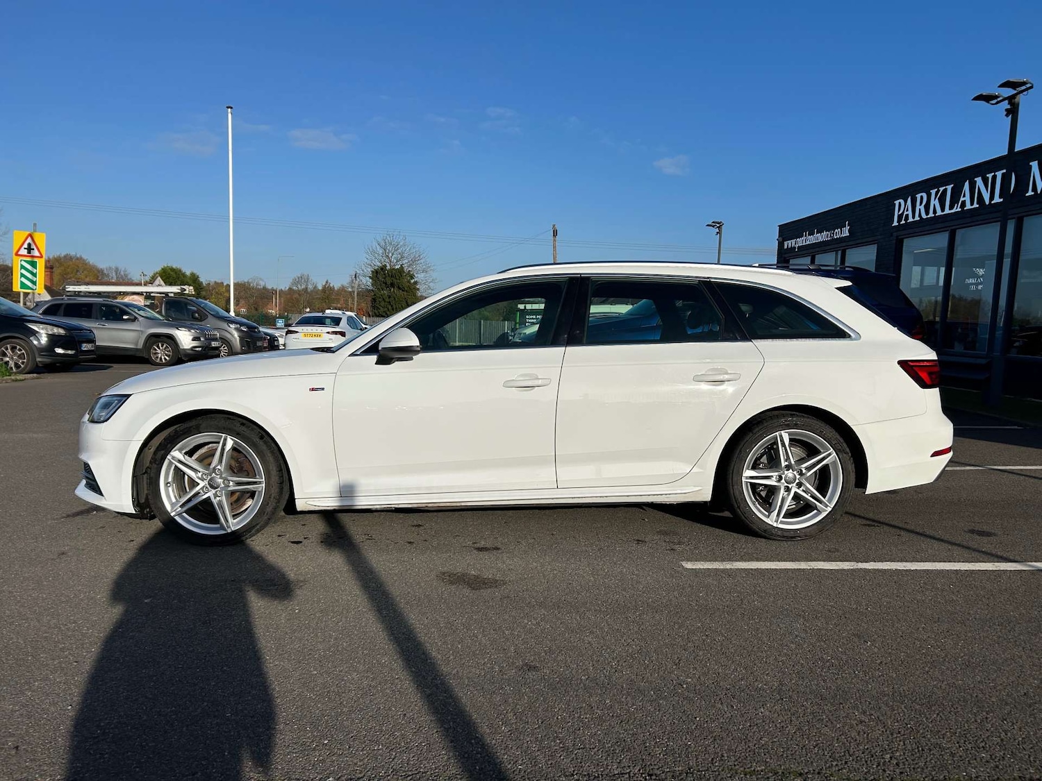 Used Audi A4 2017 for sale - 76949874: Photo 5