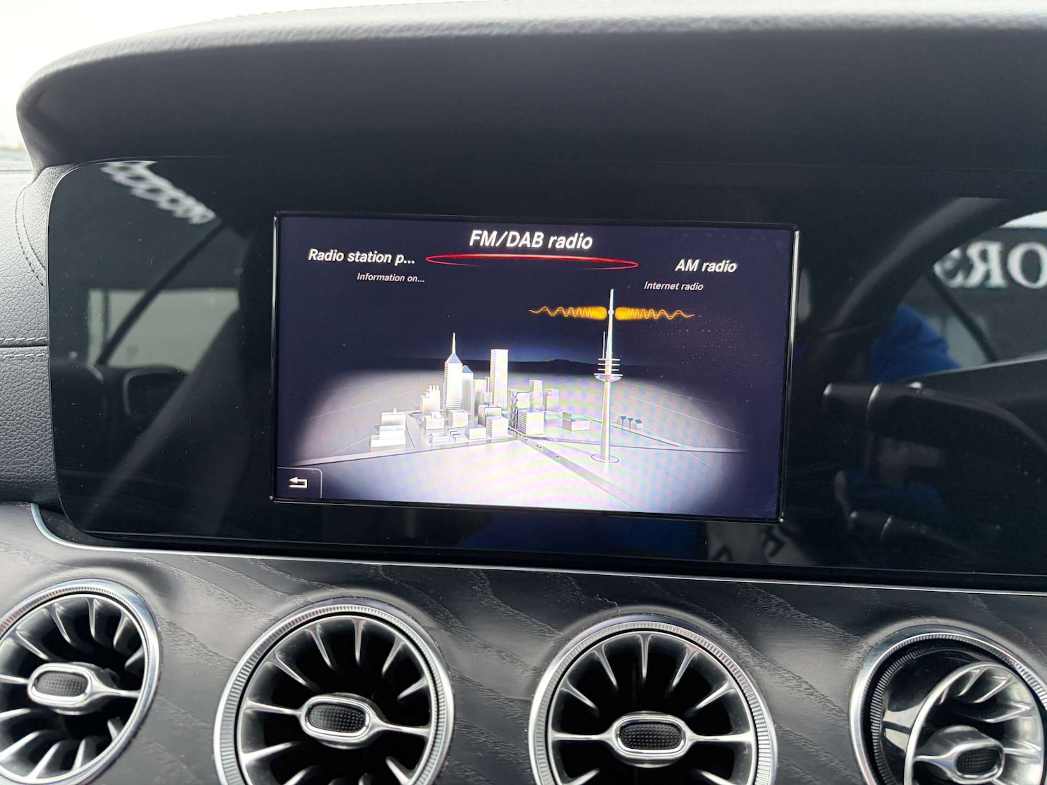 Used Mercedes-Benz E Class 2018 for sale - 77022543: Photo 57