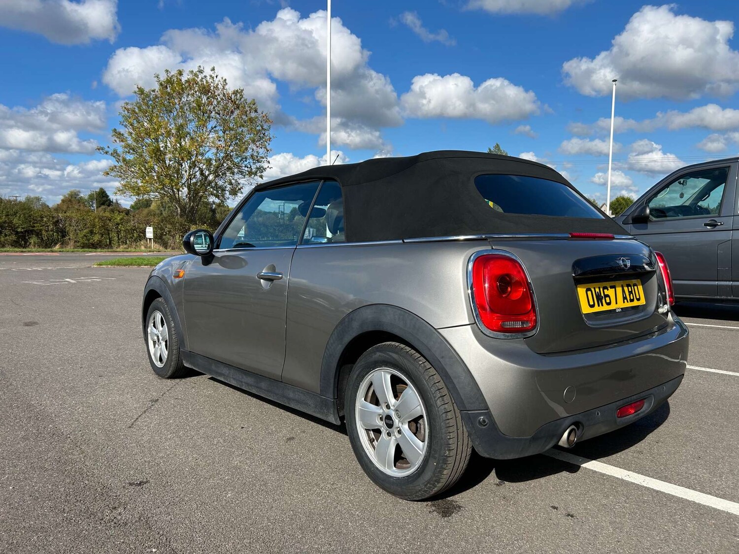 Used MINI Convertible 2018 for sale - 76020198: Photo 14
