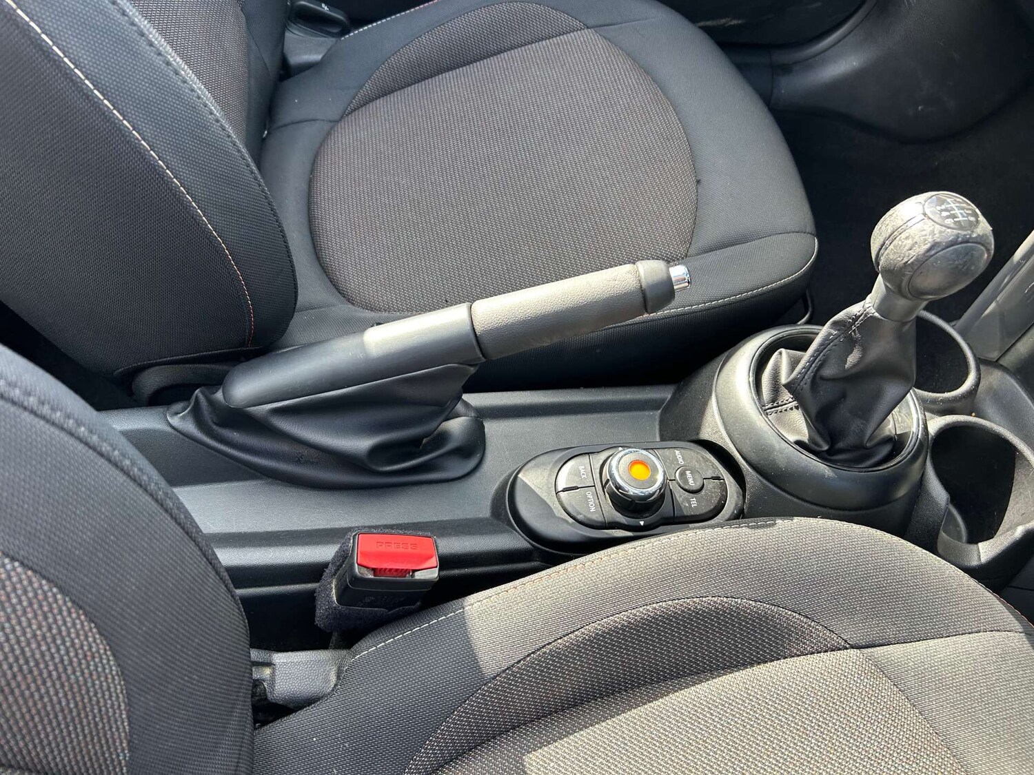 Used MINI Convertible 2018 for sale - 76020198: Photo 51