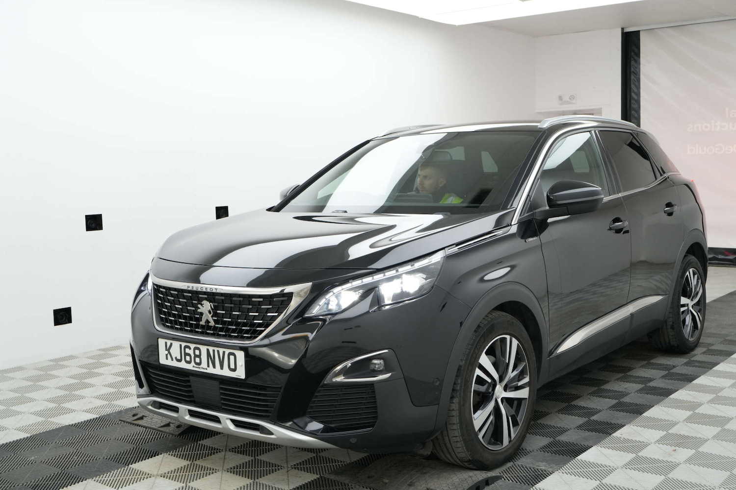 Used Peugeot 3008 2019 for sale - 76601659: Photo 2