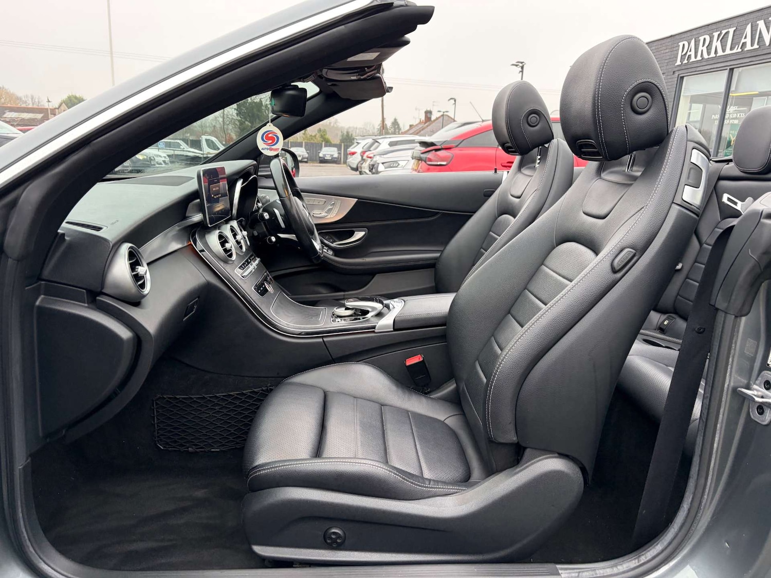 Used Mercedes-Benz C Class 2018 for sale - 76973928: Photo 25