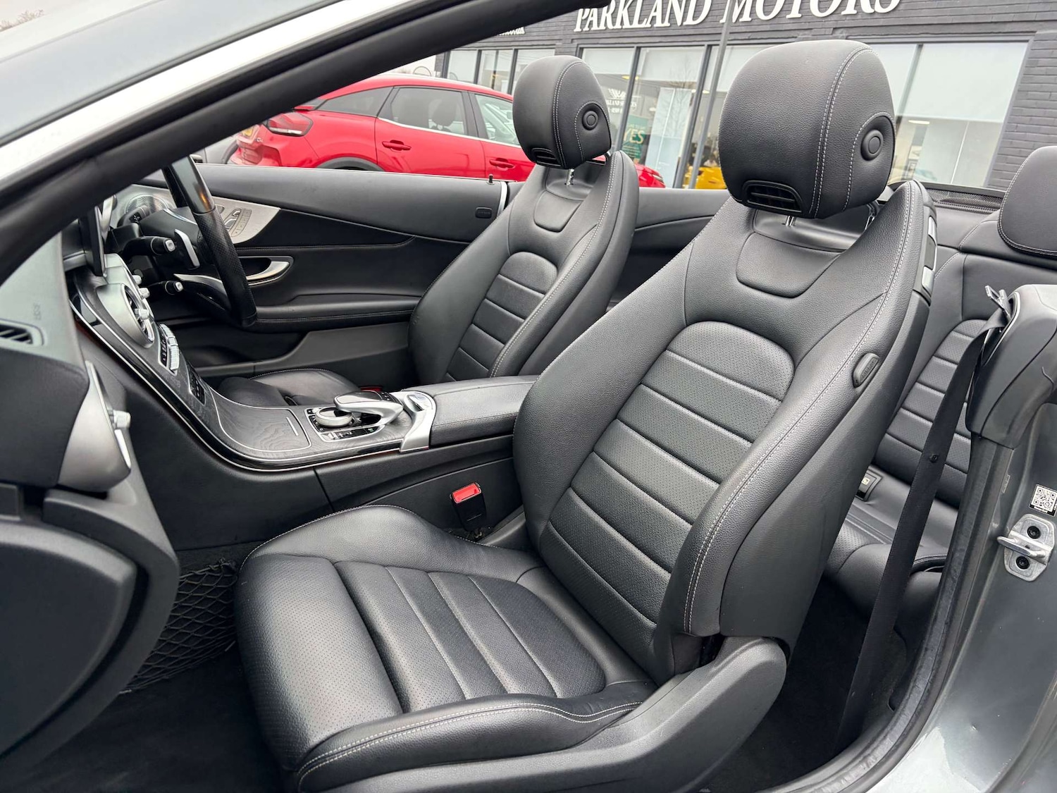 Used Mercedes-Benz C Class 2018 for sale - 76973928: Photo 26