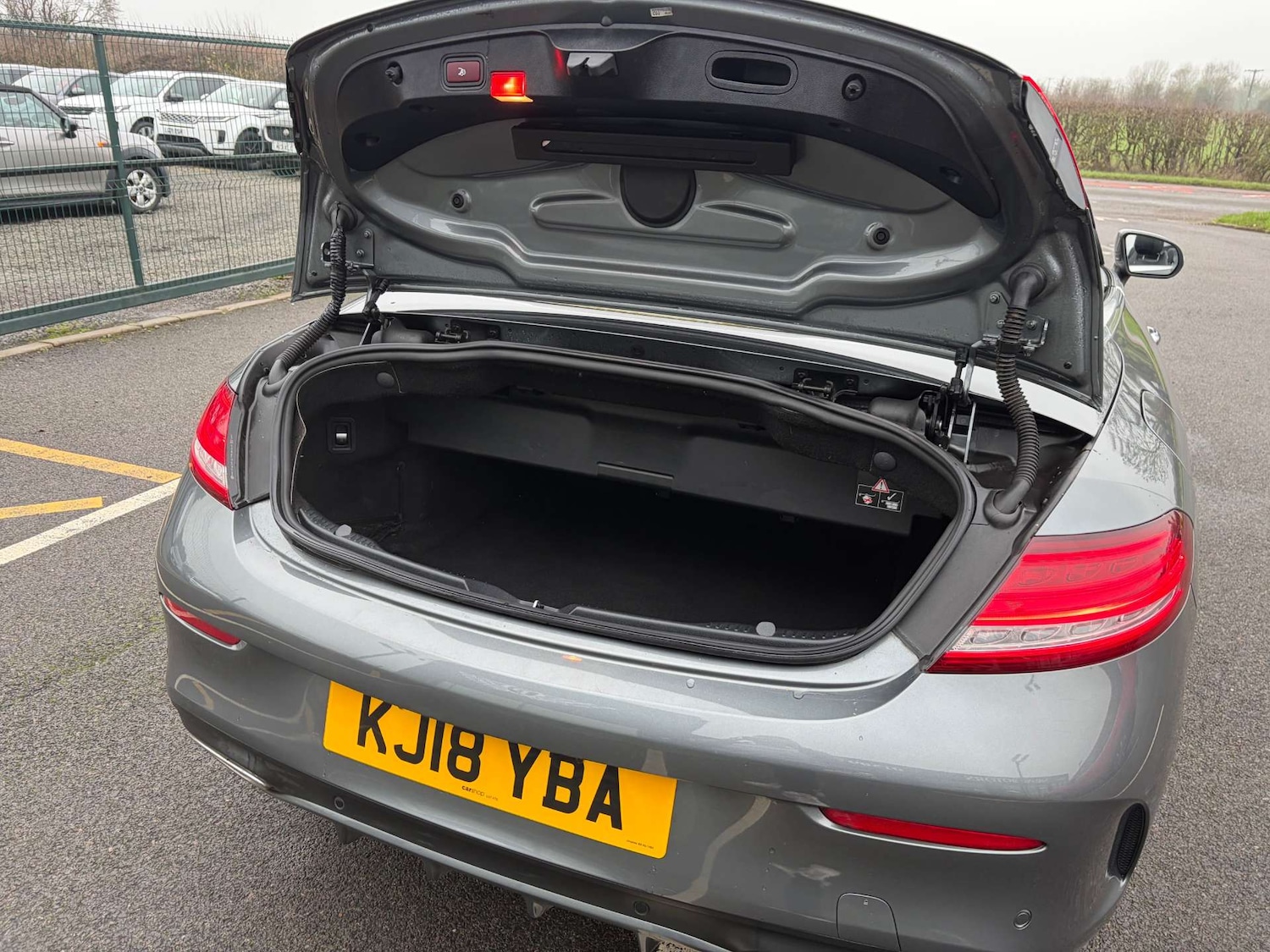 Used Mercedes-Benz C Class 2018 for sale - 76973928: Photo 33