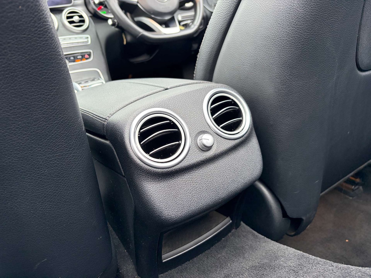 Used Mercedes-Benz C Class 2018 for sale - 76973928: Photo 37