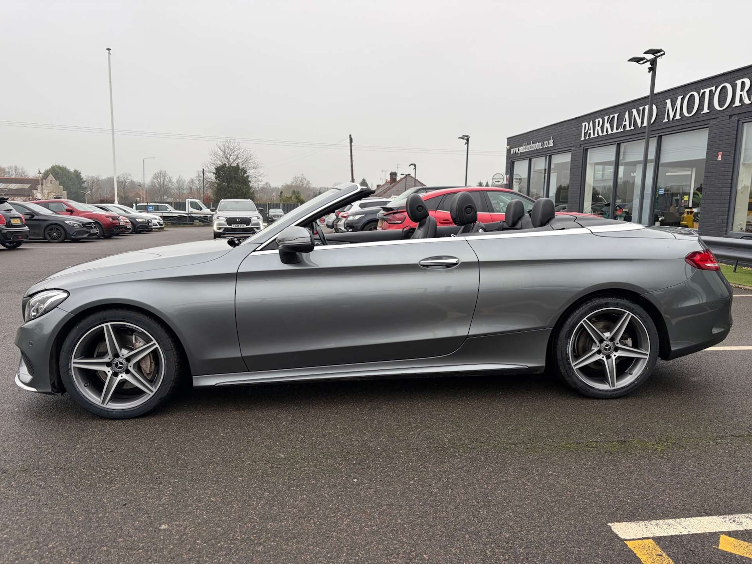 Used Mercedes-Benz C Class 2018 for sale - 76973928: Photo 5