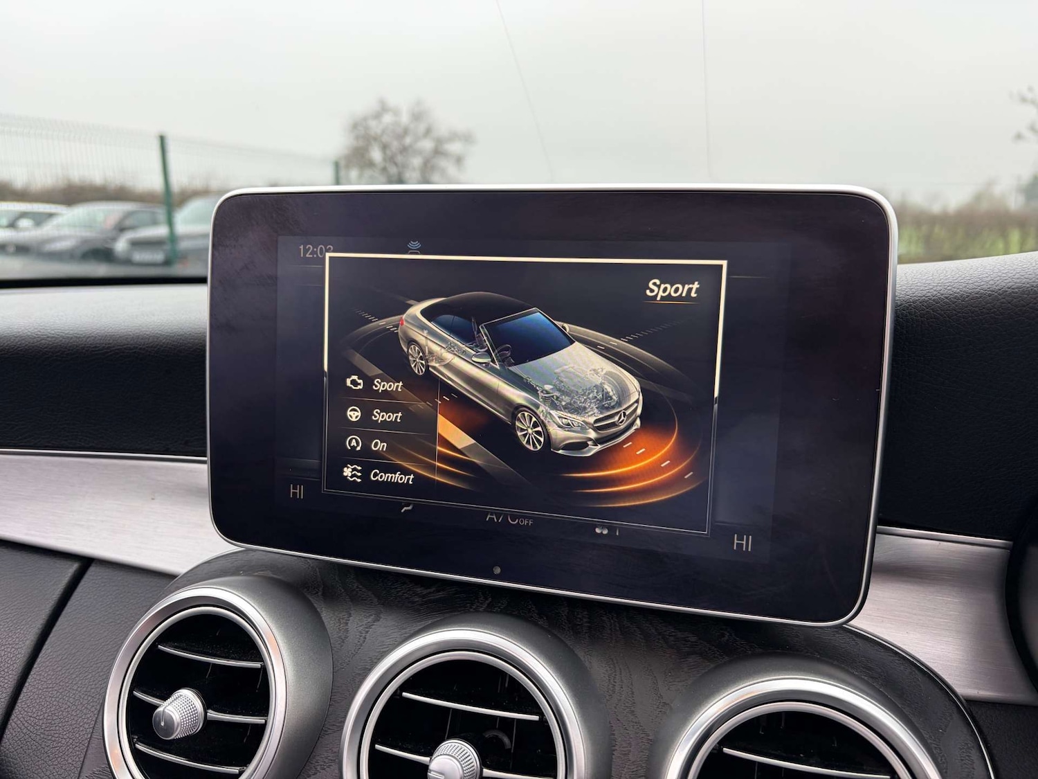 Used Mercedes-Benz C Class 2018 for sale - 76973928: Photo 59