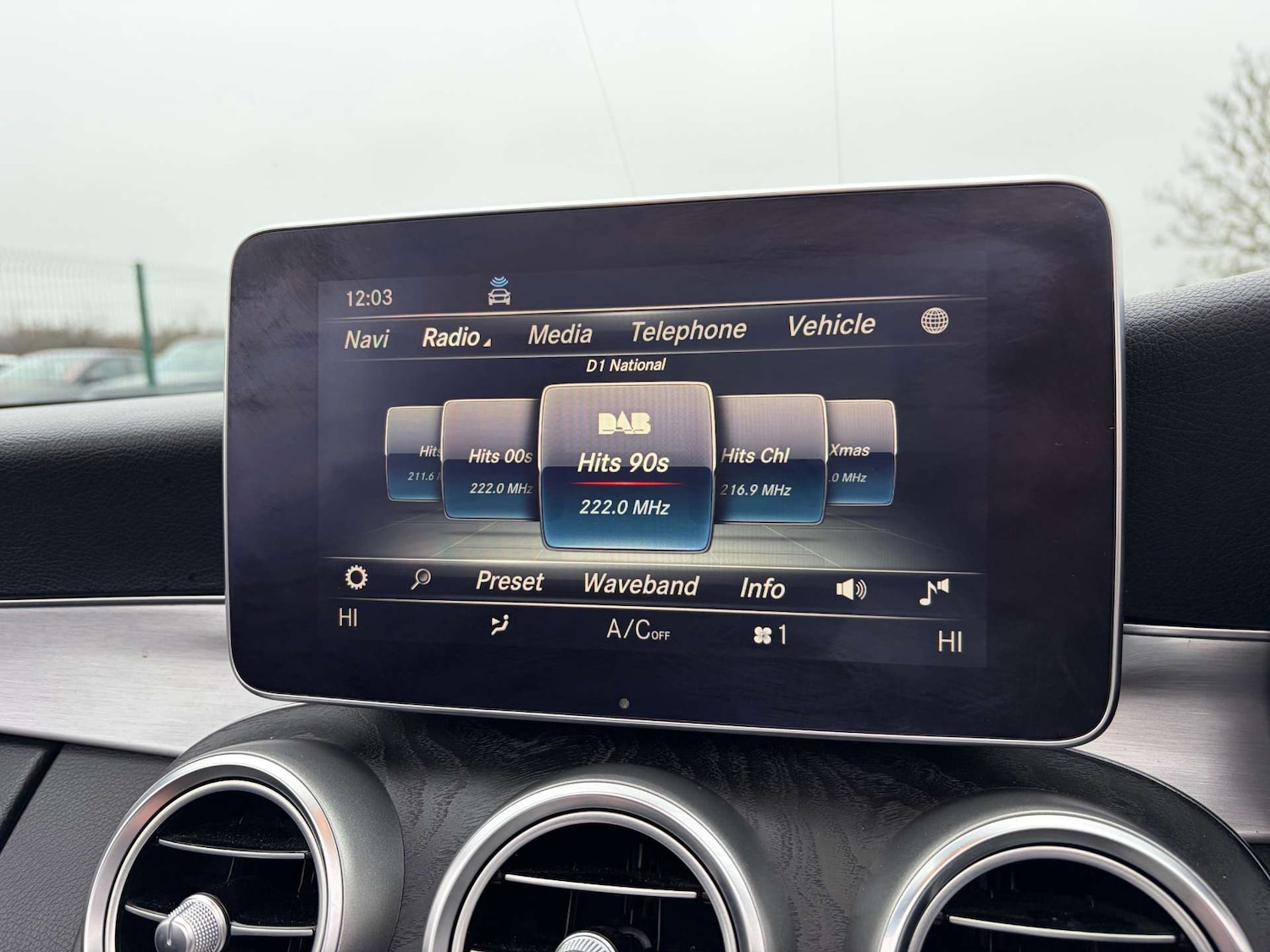 Used Mercedes-Benz C Class 2018 for sale - 76973928: Photo 65