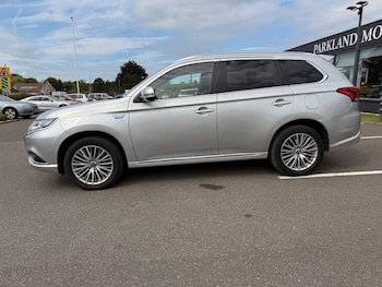 Used Mitsubishi Outlander 2020 for sale - 75242390: Photo