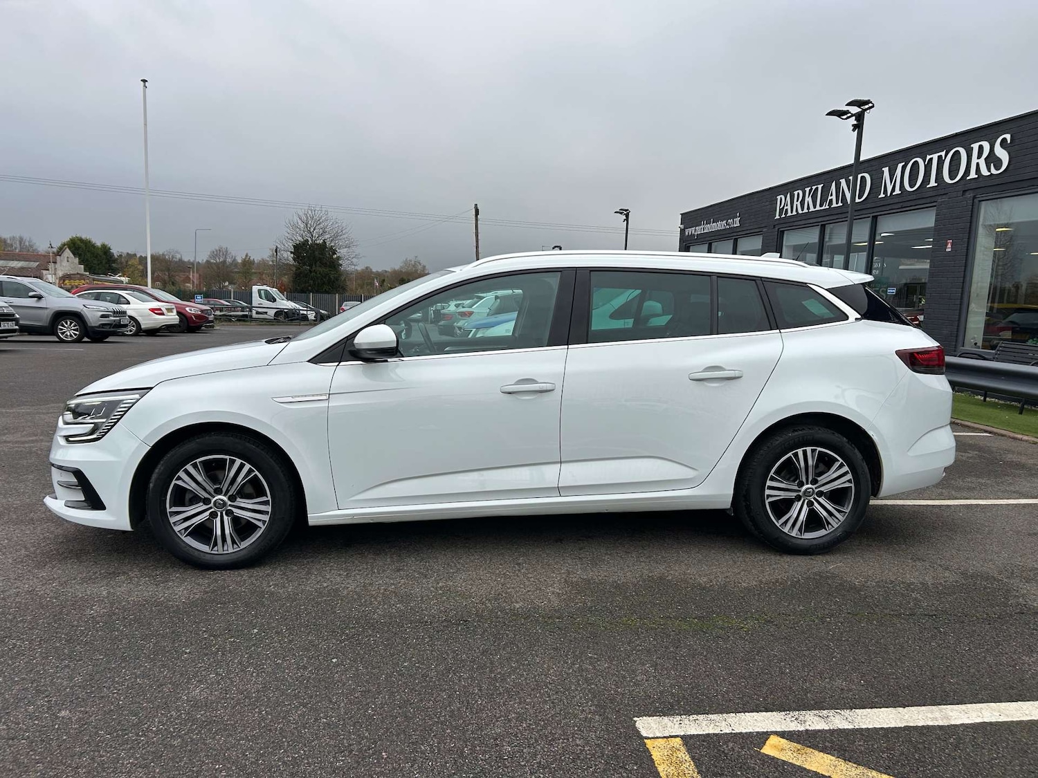 Used Renault Megane 2021 for sale - 77789752: Photo 5