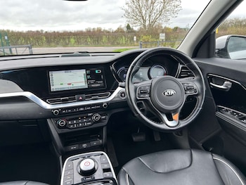 Used Kia Niro 2021 for sale - 76694810: Photo