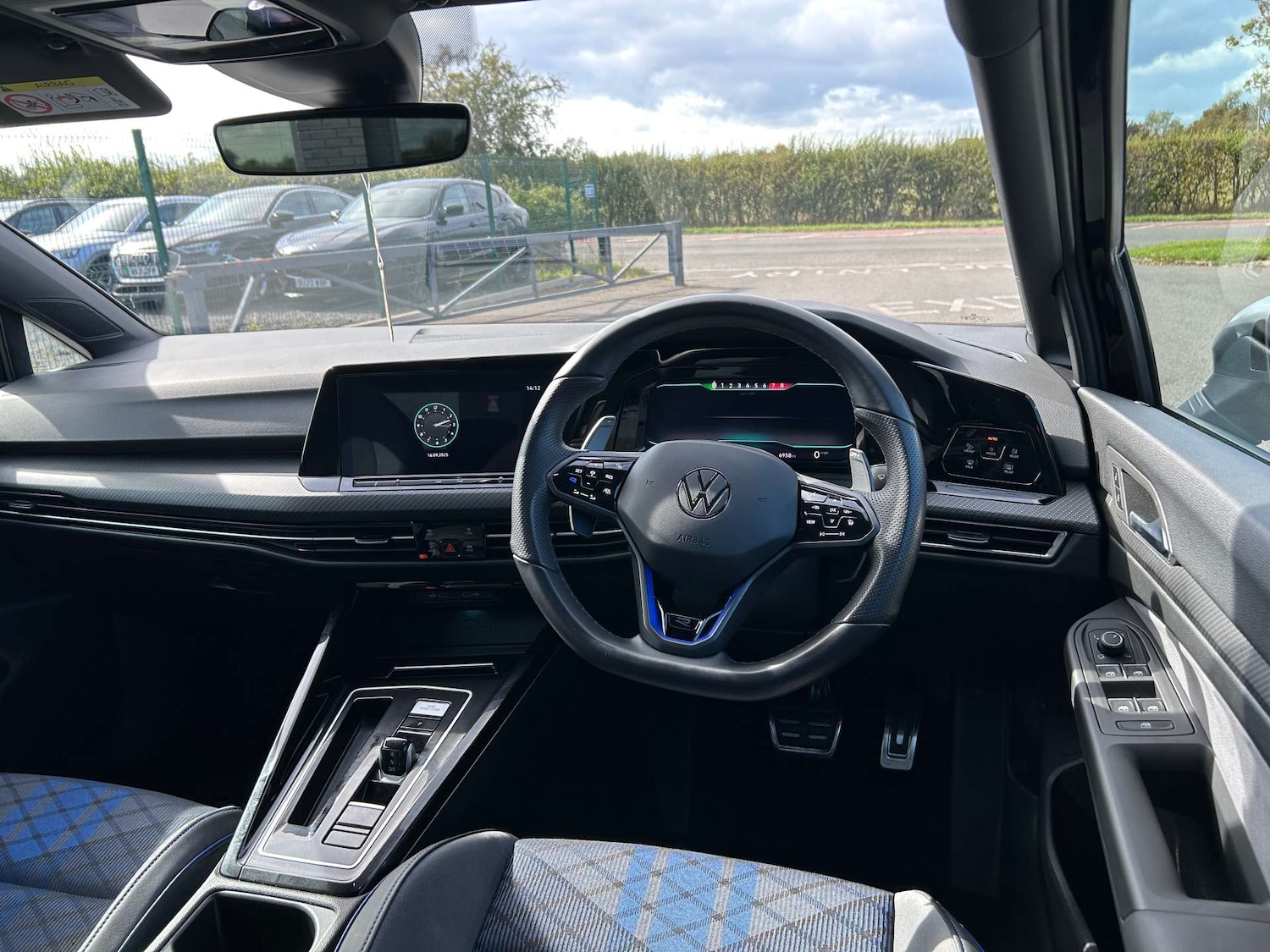 Used Volkswagen Golf 2024 for sale - 77845584: Photo 42