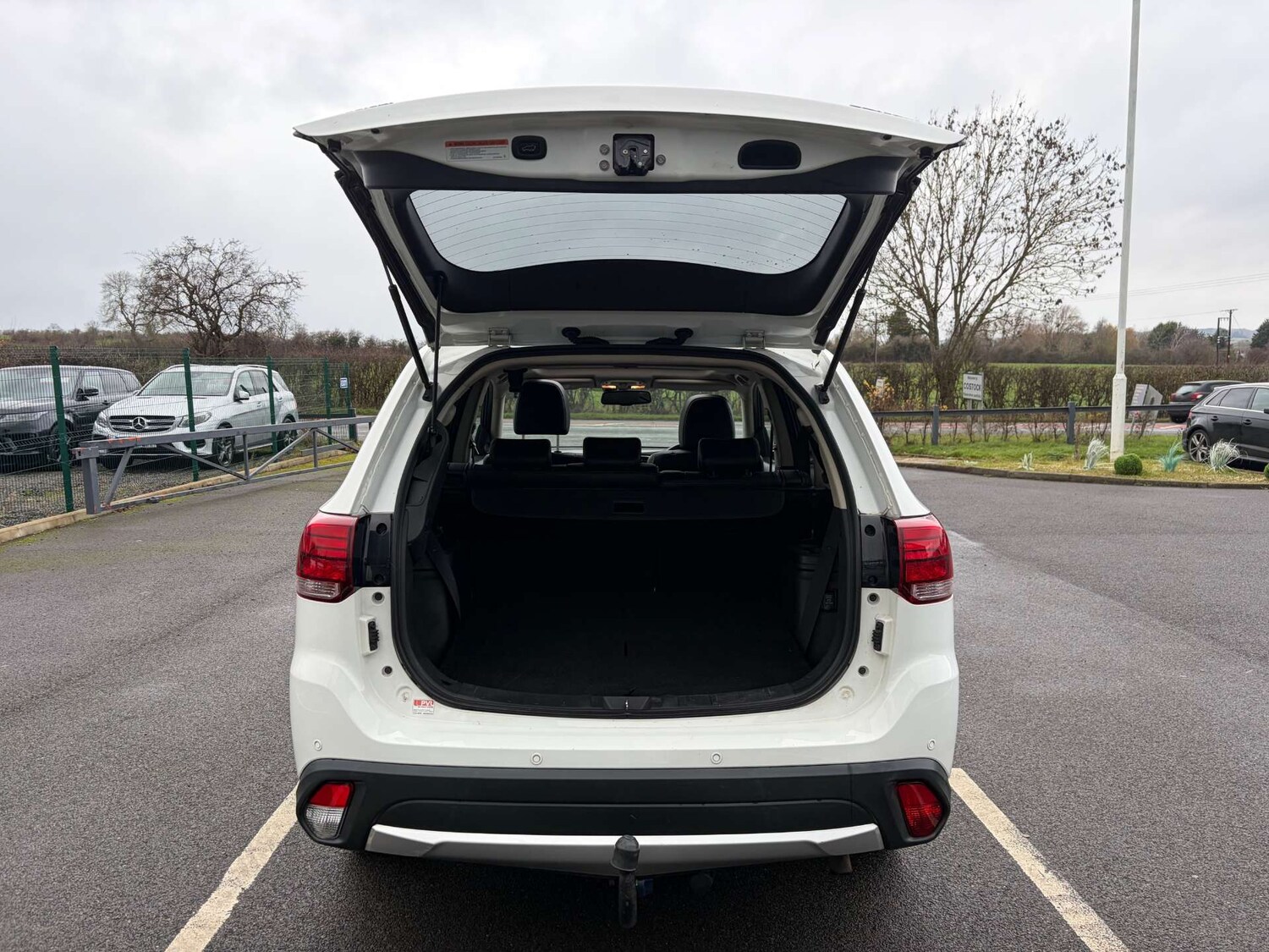 Used Mitsubishi Outlander 2018 for sale - 77470112: Photo 12