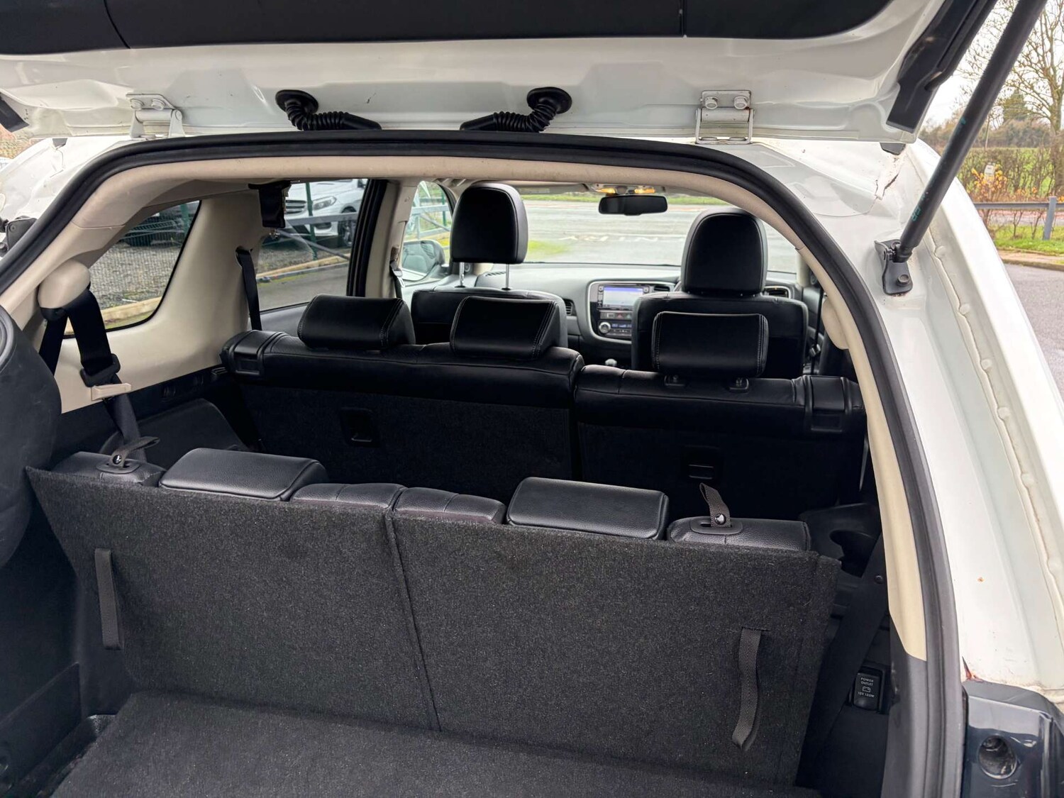 Used Mitsubishi Outlander 2018 for sale - 77470112: Photo 17