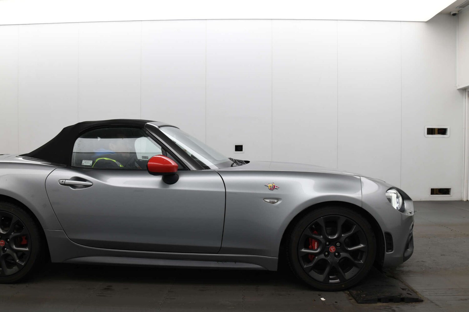 Used Abarth 124 Spider 2016 for sale - 77470119: Photo 11