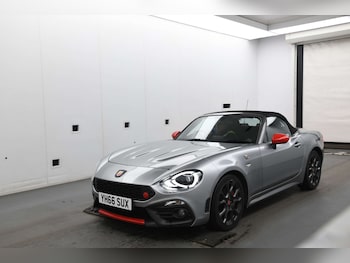 Used Abarth 124 Spider 2016 for sale - 77470119: Photo