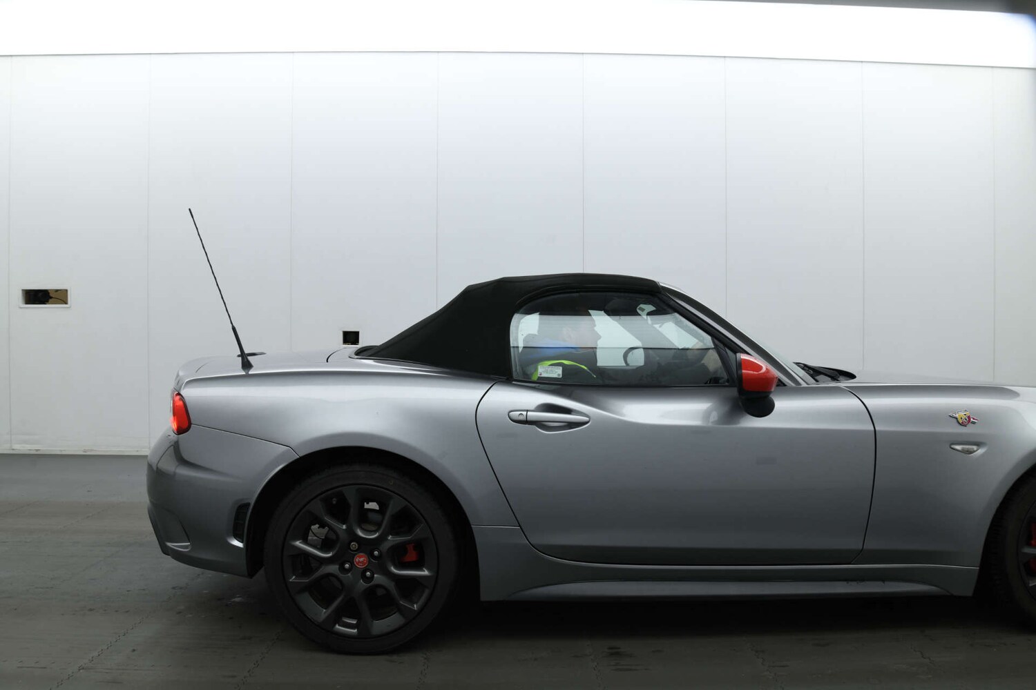 Used Abarth 124 Spider 2016 for sale - 77470119: Photo 6