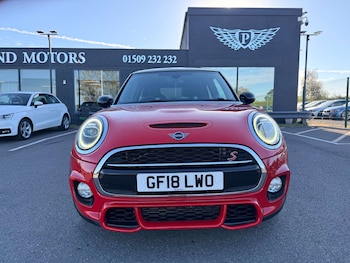 Used MINI Hatch 2018 for sale - 75739429: Photo