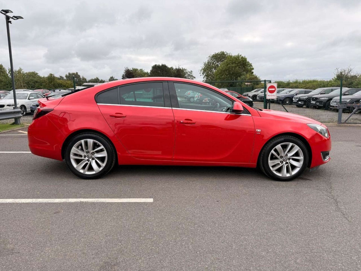 Used Vauxhall Insignia 2016 for sale - 76493616: Photo 10