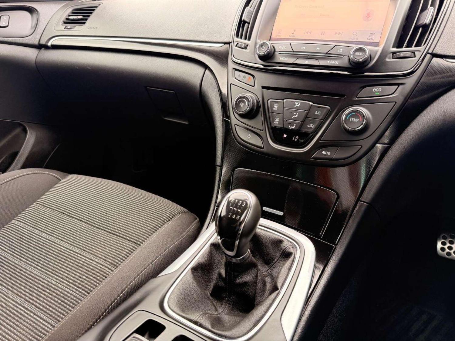 Used Vauxhall Insignia 2016 for sale - 76493616: Photo 39