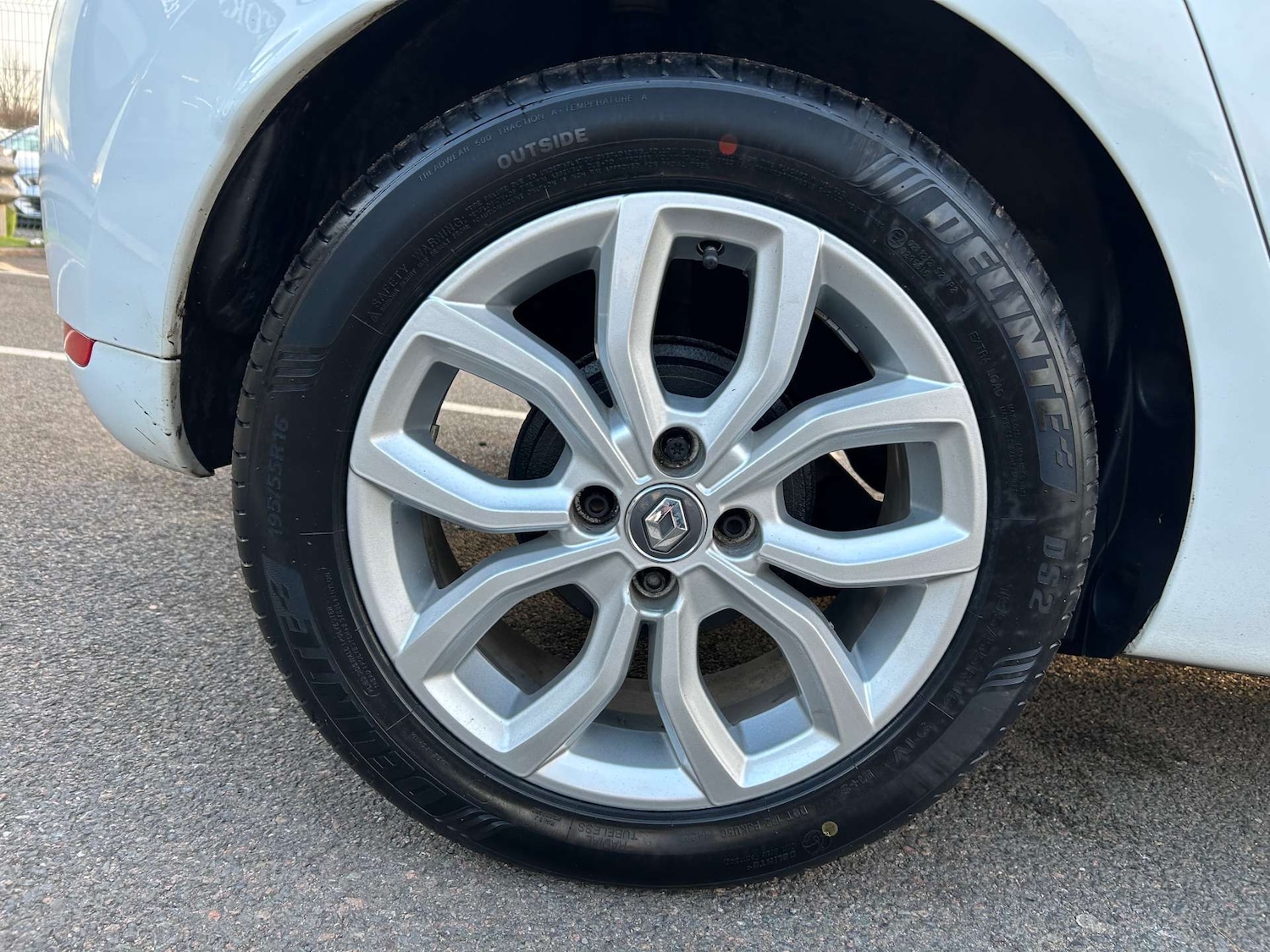 Used Renault Clio 2017 for sale - 76724022: Photo 11