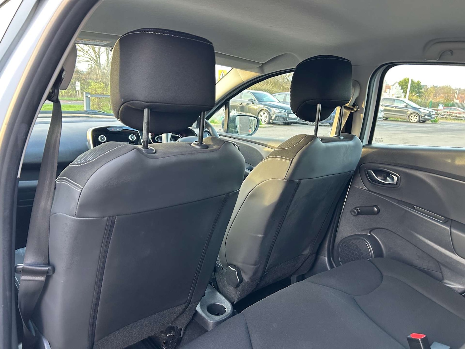 Used Renault Clio 2017 for sale - 76724022: Photo 29