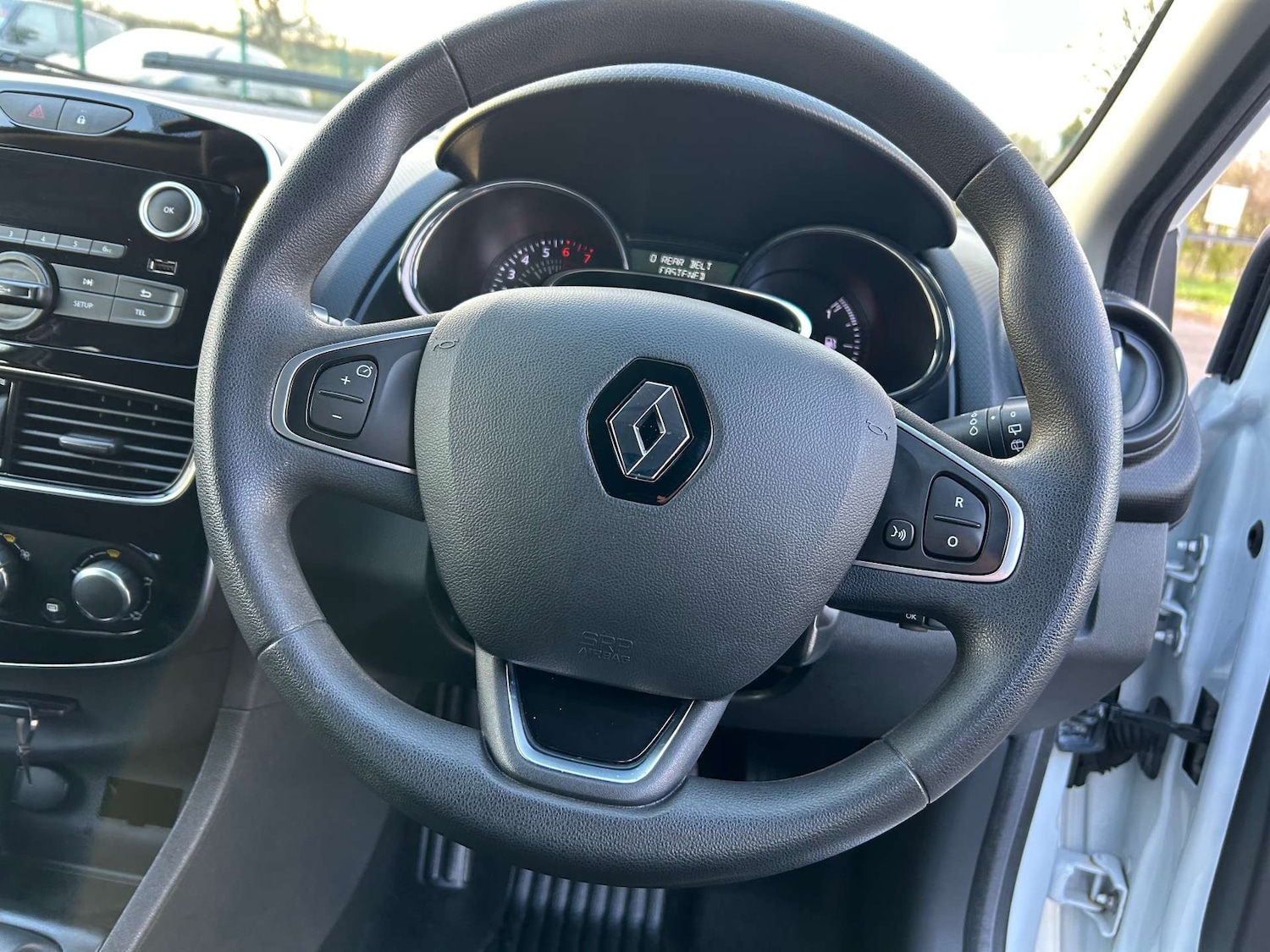 Used Renault Clio 2017 for sale - 76724022: Photo 43