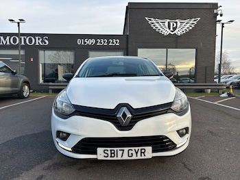 Used Renault Clio 2017 for sale - 76724022: Photo