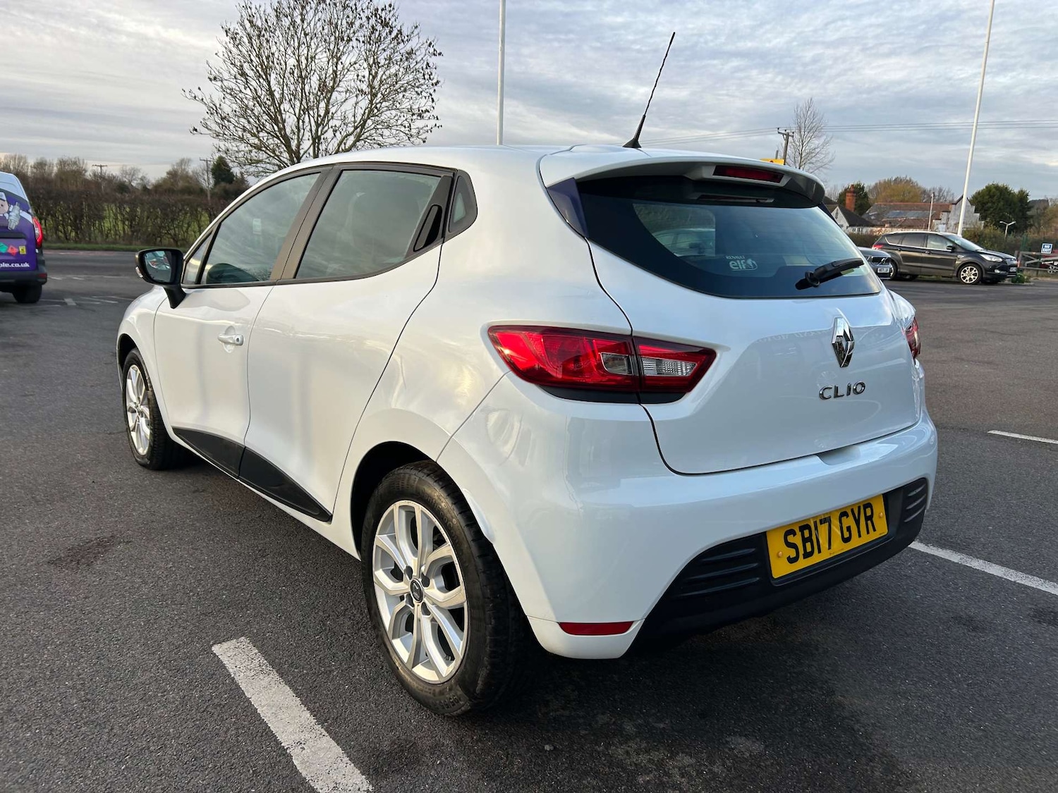 Used Renault Clio 2017 for sale - 76724022: Photo 6