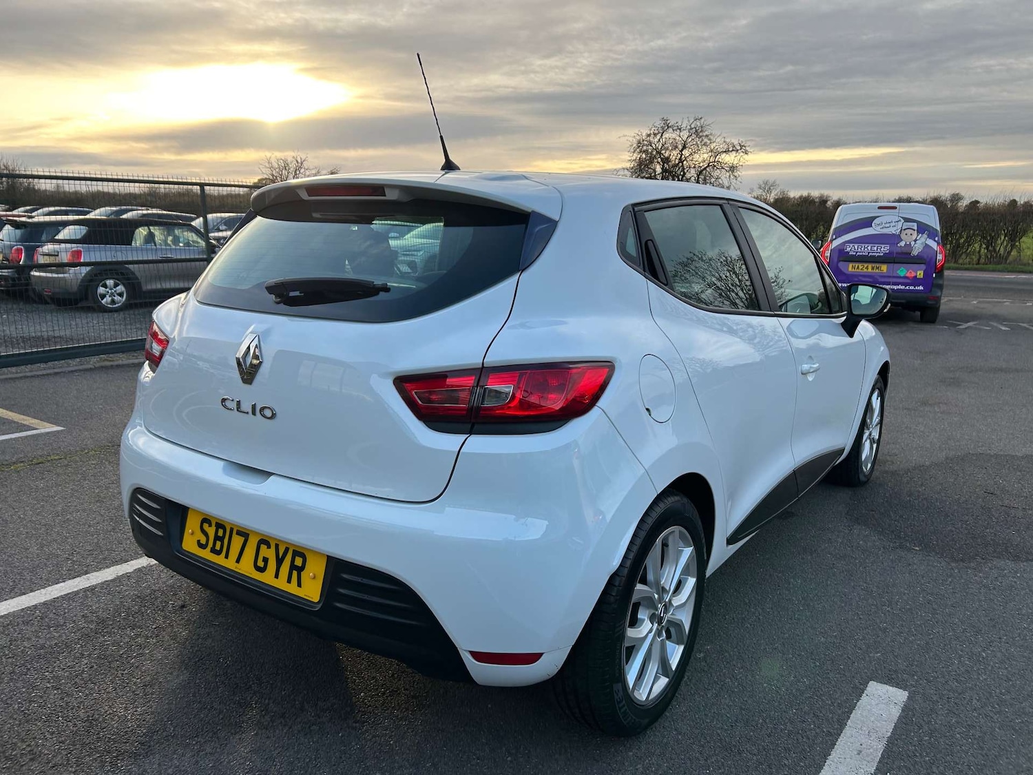 Used Renault Clio 2017 for sale - 76724022: Photo 8