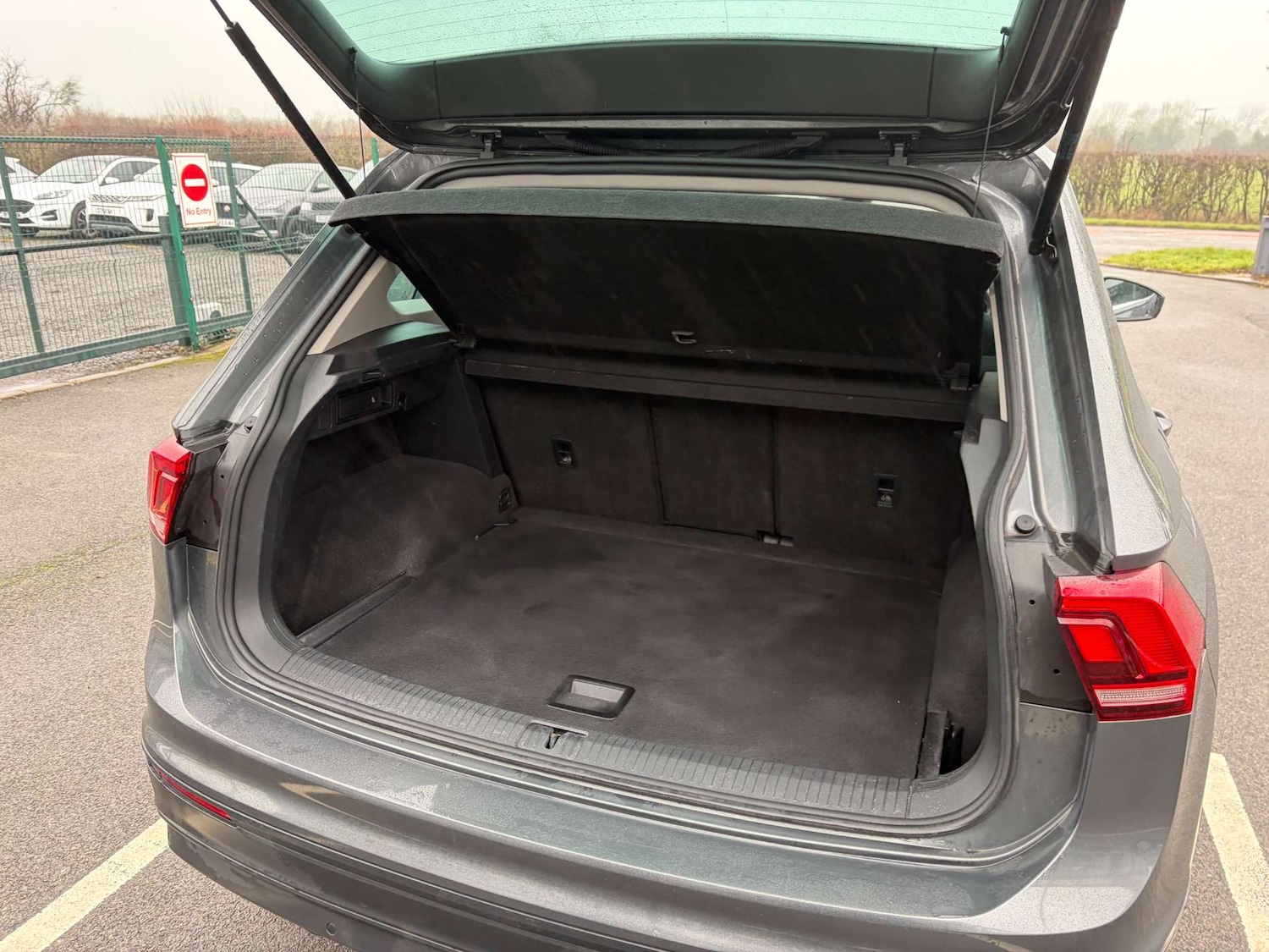 Used Volkswagen Tiguan 2018 for sale - 77163704: Photo 26