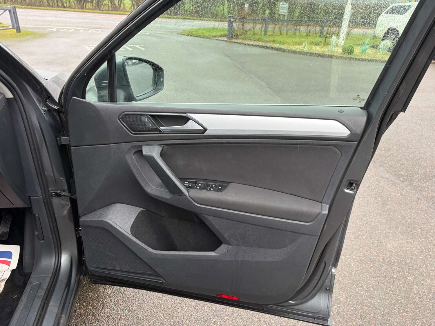 Used Volkswagen Tiguan 2018 for sale - 77163704: Photo 37