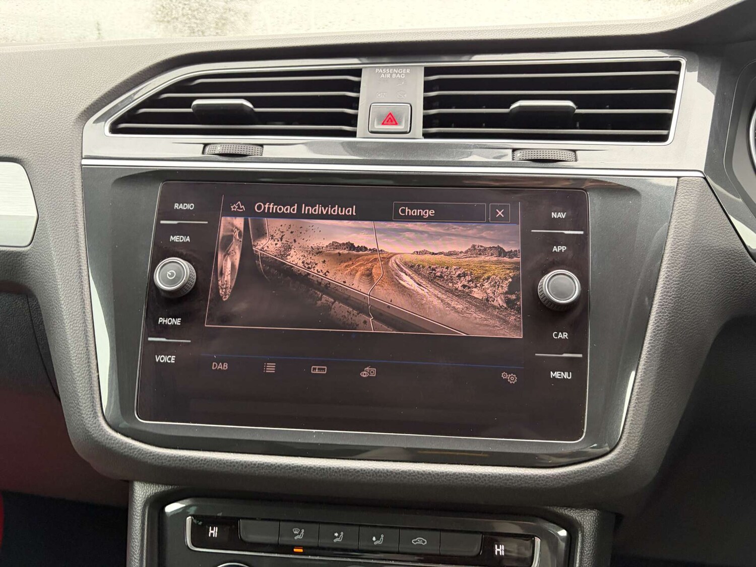 Used Volkswagen Tiguan 2018 for sale - 77163704: Photo 54