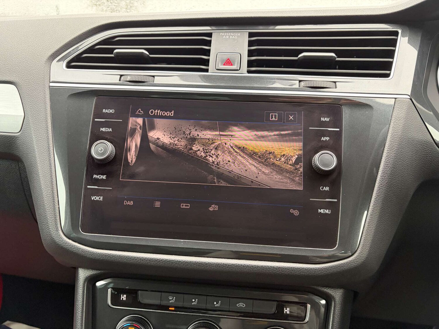 Used Volkswagen Tiguan 2018 for sale - 77163704: Photo 55