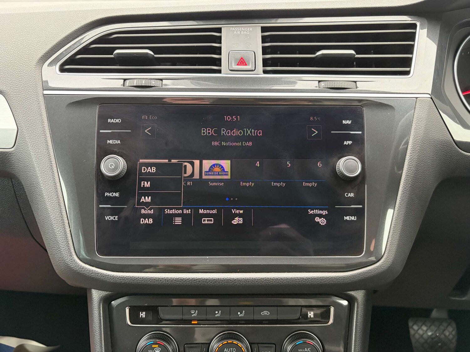 Used Volkswagen Tiguan 2018 for sale - 77163704: Photo 57