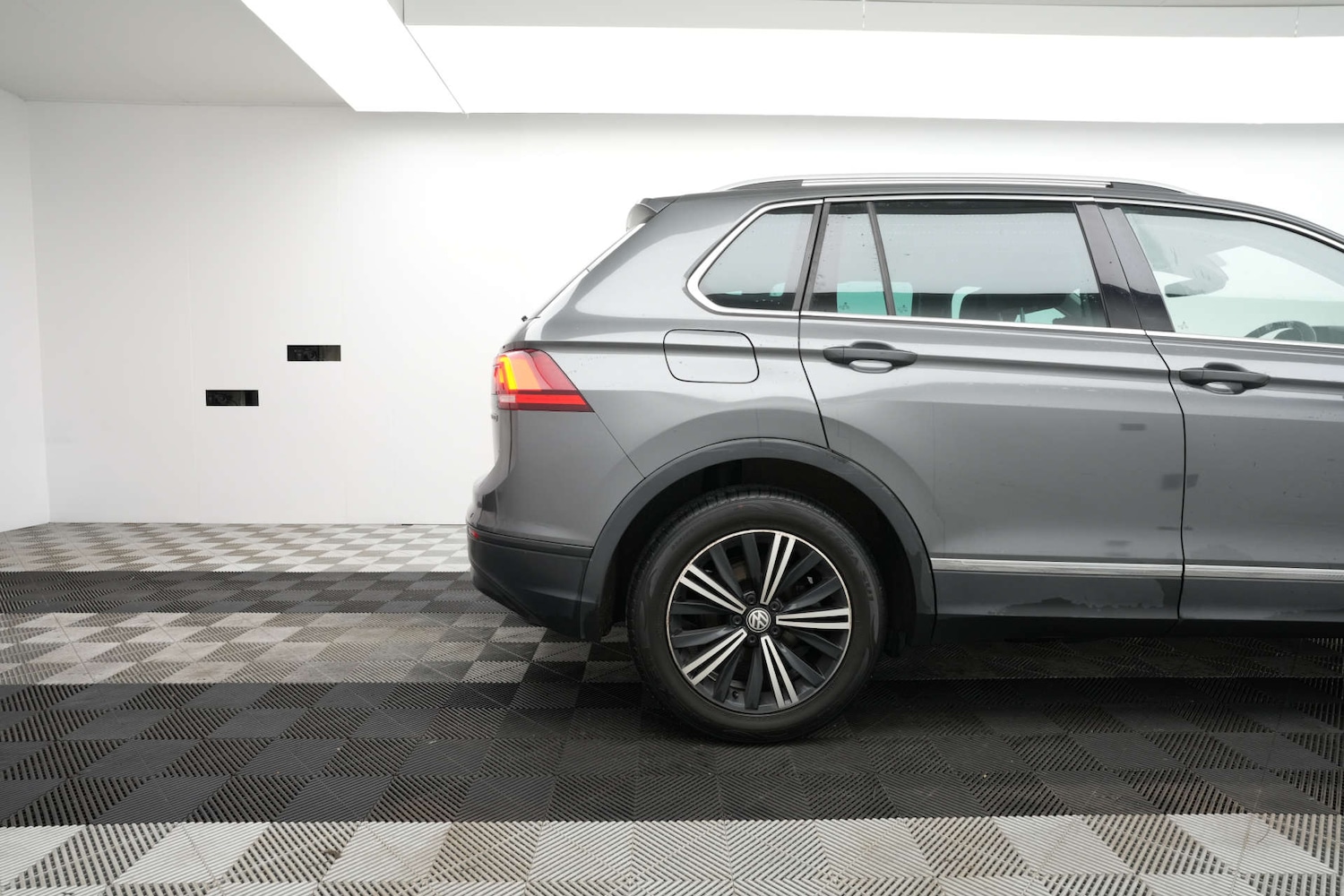 Used Volkswagen Tiguan 2018 for sale - 77163704: Photo 6