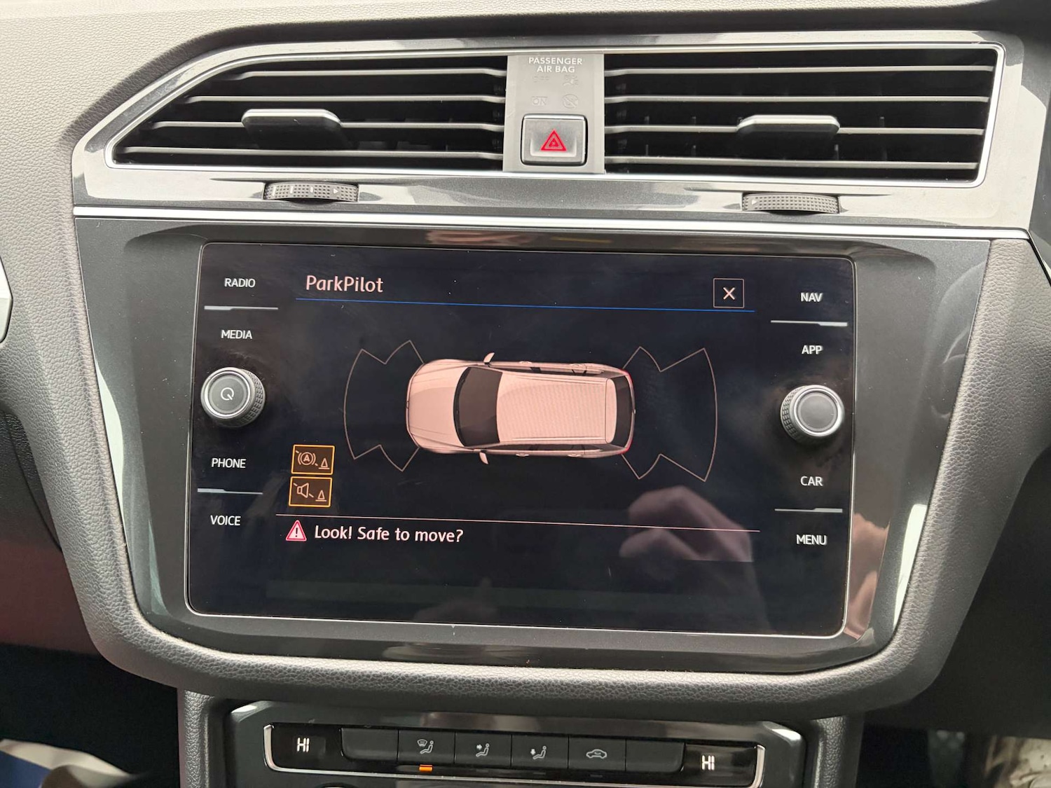 Used Volkswagen Tiguan 2018 for sale - 77163704: Photo 64