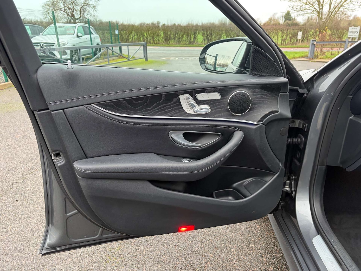 Used Mercedes-Benz E Class 2018 for sale - 76973926: Photo 15