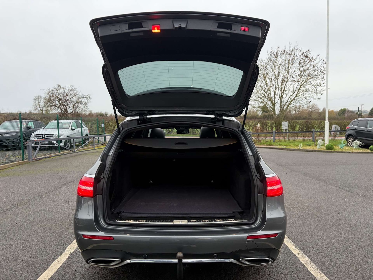 Used Mercedes-Benz E Class 2018 for sale - 76973926: Photo 26